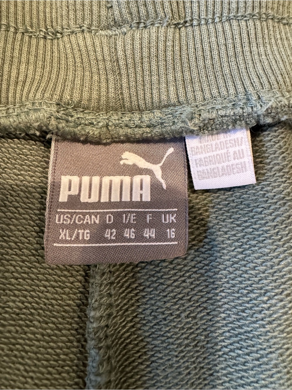 Puma Olive Green Women’s Hoodie & Joggers with Pink Accents - Picture 10 of 10